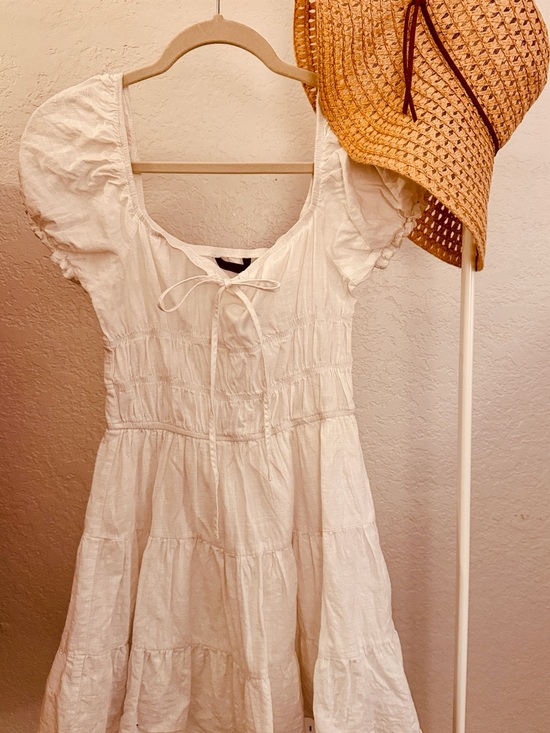 Dresses & Skirts - White Puff-Sleeve Tiered Cotton Dress